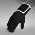 Moto Heated touch screen gloves - Image 3